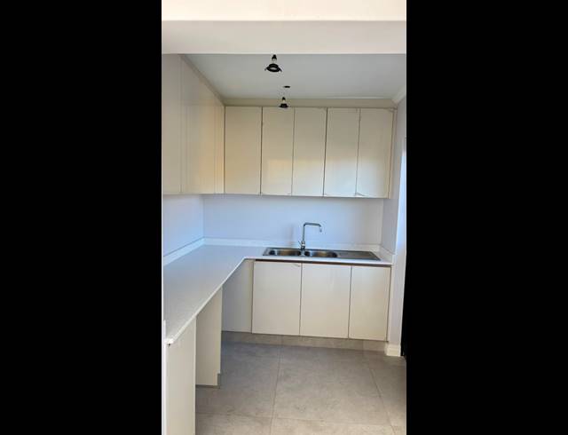 3 BEDROOM TOWNHOUSE FOR SALE IN PALM LAKES ESTATE